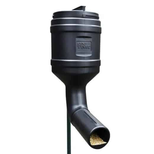 discover the ultimate feeding solution: 80lb t post gravity feeder for efficient wildlife management